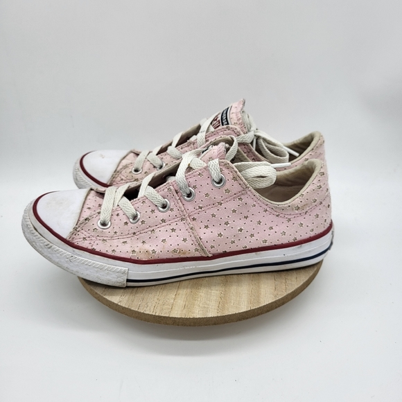 Converse | Pink stars chuck Taylor low tops 🌟 - Picture 1 of 8